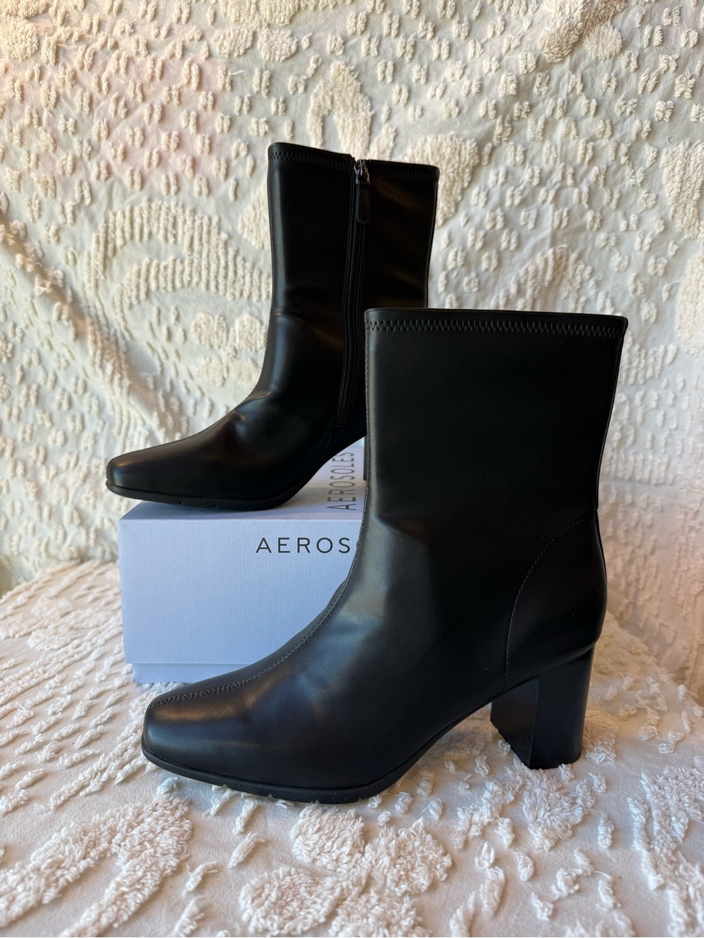 AEROSOLES Black Block Heel Mid-Calf Boots 705